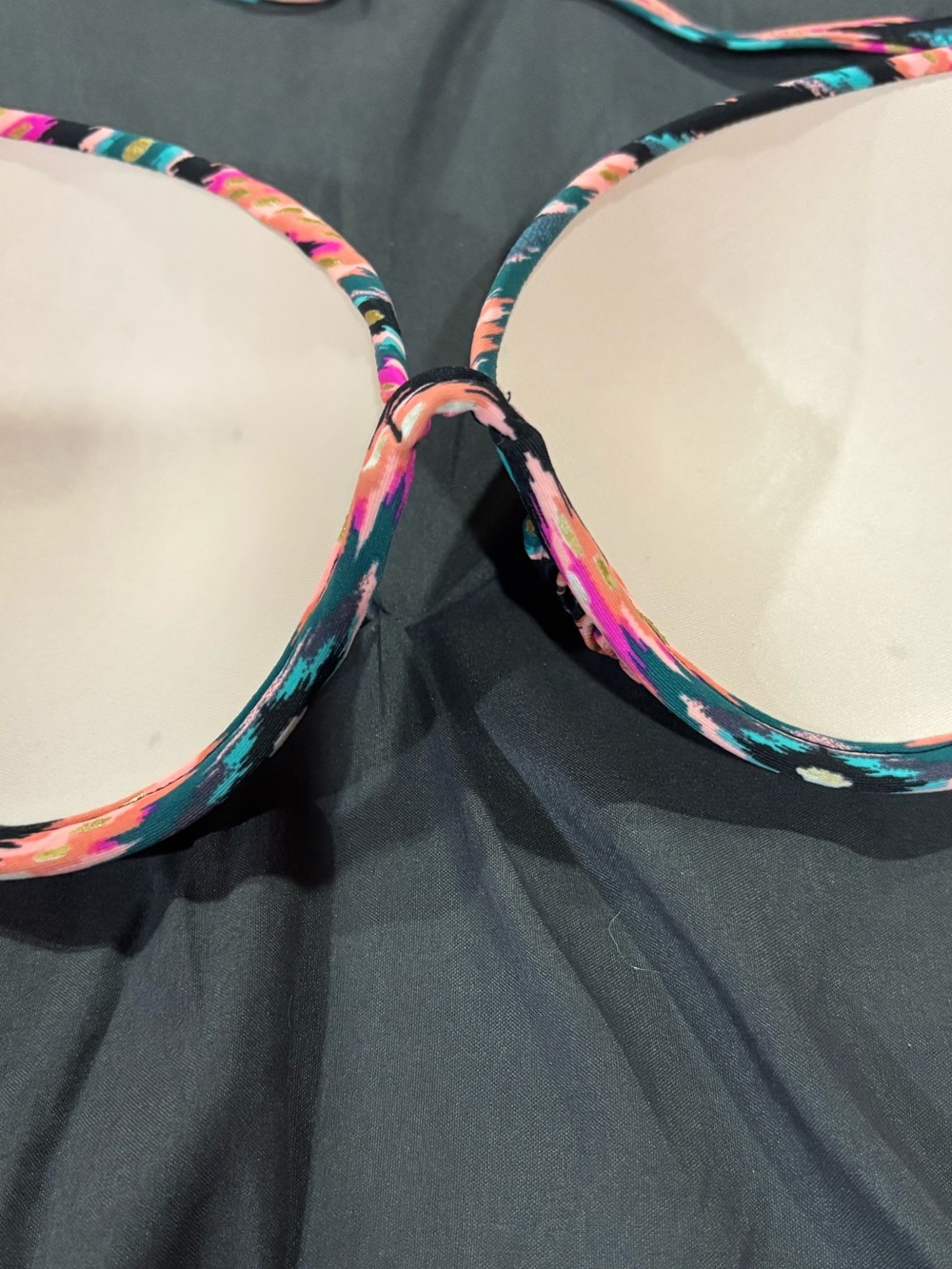 Shade & Shore Ruffle Bikini Set - Picture 4 of 9